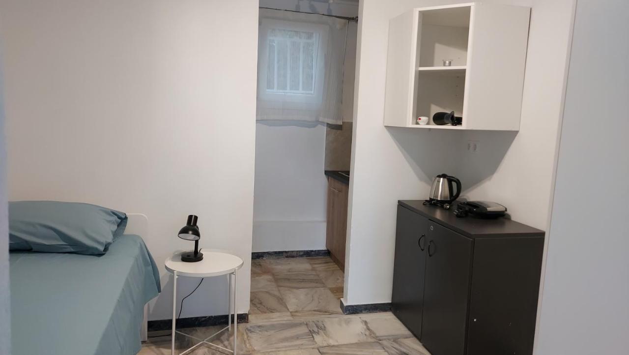 Helen'S Cozy Studio 2 Луца Экстерьер фото